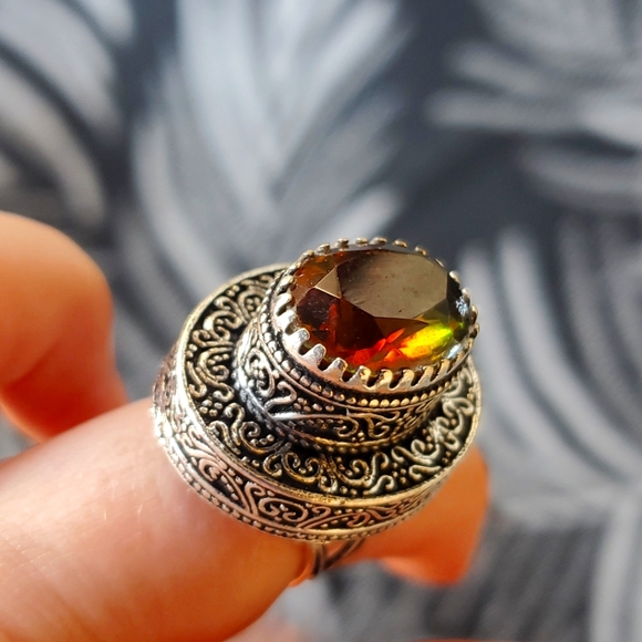New Bi-Color Tourmaline 925 Silver Statement Ring. - Picture 3 of 15